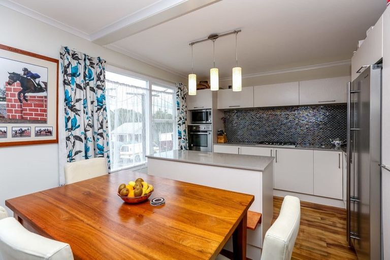 Photo of property in 22 Weymouth Street, New Plymouth, 4310