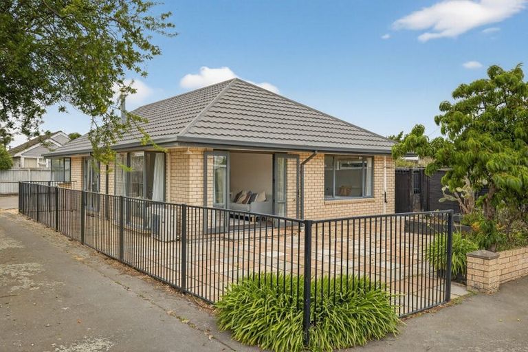 Photo of property in 182a Palmers Road, New Brighton, Christchurch, 8083