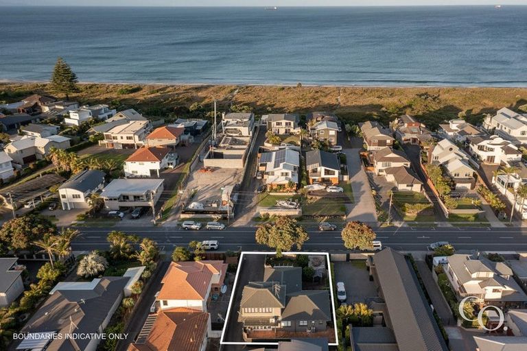 Photo of property in 208 Oceanbeach Road, Mount Maunganui, 3116