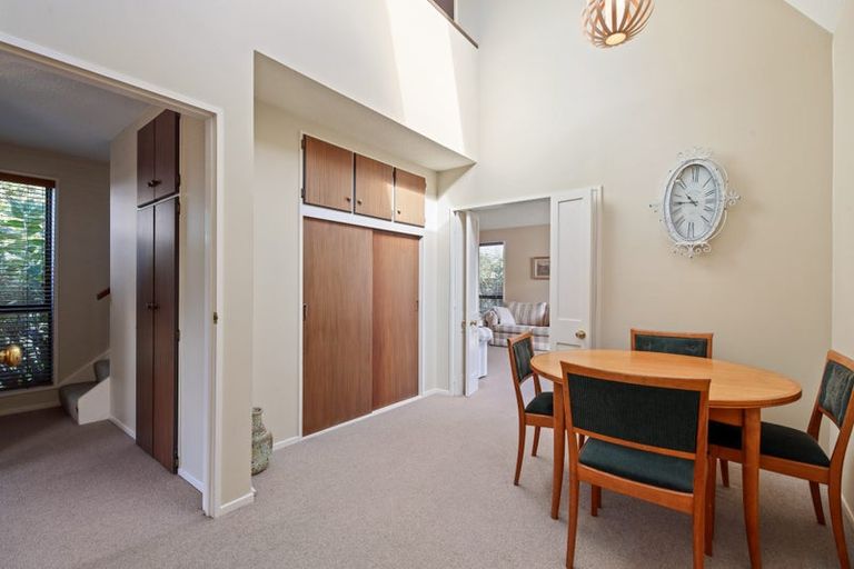 Photo of property in 2/4 Gatonby Place, Avonhead, Christchurch, 8042