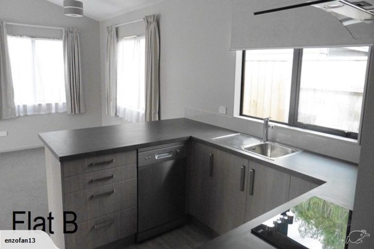 Photo of property in 28 Gloucester Street, Silverstream, Upper Hutt, 5019