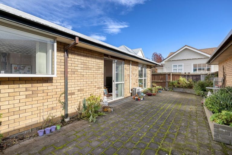 Photo of property in 3/71 Peverel Street, Riccarton, Christchurch, 8041