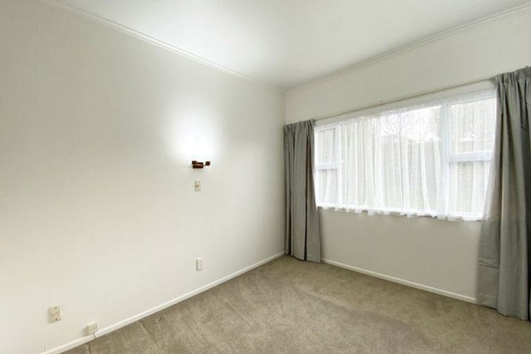 Photo of property in 23 Andrew Road, Howick, Auckland, 2010