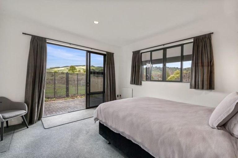 Photo of property in 141 Lisland Drive, Kinloch, Taupo, 3377