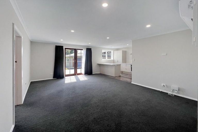 Photo of property in 27 Seddon Street, Takaro, Palmerston North, 4412