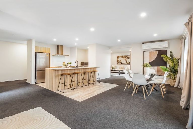 Photo of property in 160 Faringdon Boulevard, Rolleston, 7615