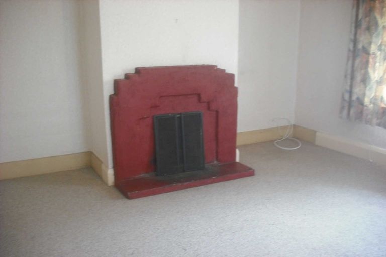 Photo of property in 6 Wakefield Street, Welbourn, New Plymouth, 4310