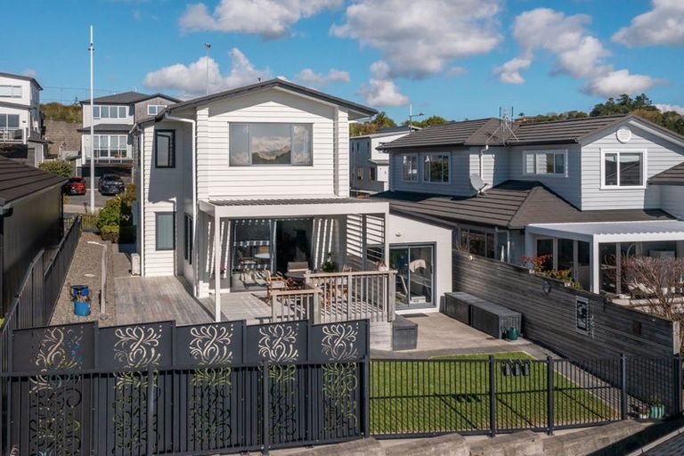 Photo of property in 31 Cavalli Road, Long Bay, Auckland, 0630