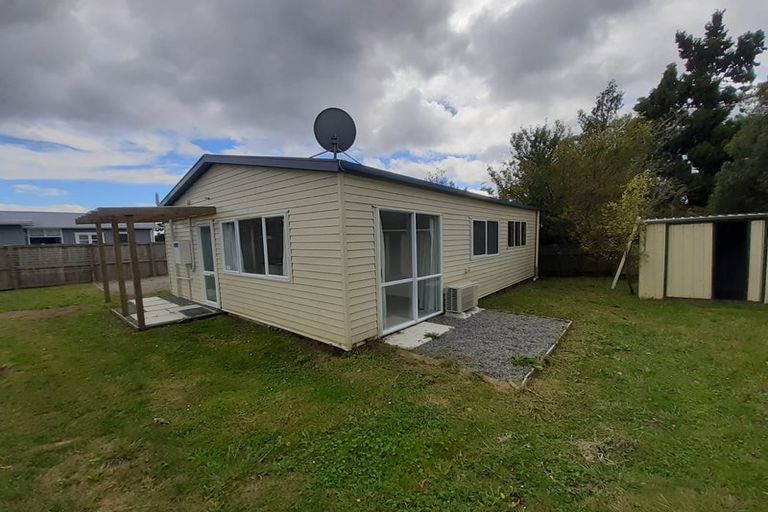 Photo of property in 8 Charles Road, Hannahs Bay, Rotorua, 3010