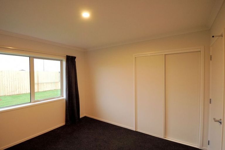 Photo of property in 27 Flint Road, Rolleston, 7614