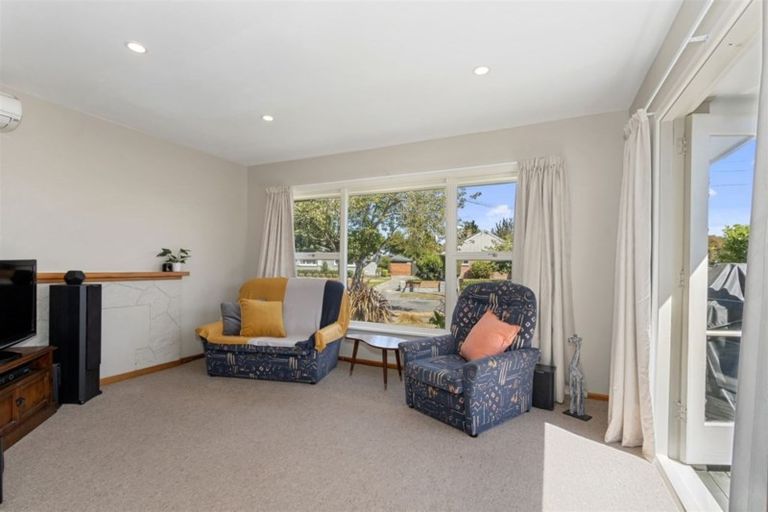 Photo of property in 14 Kingrove Street, Bishopdale, Christchurch, 8053