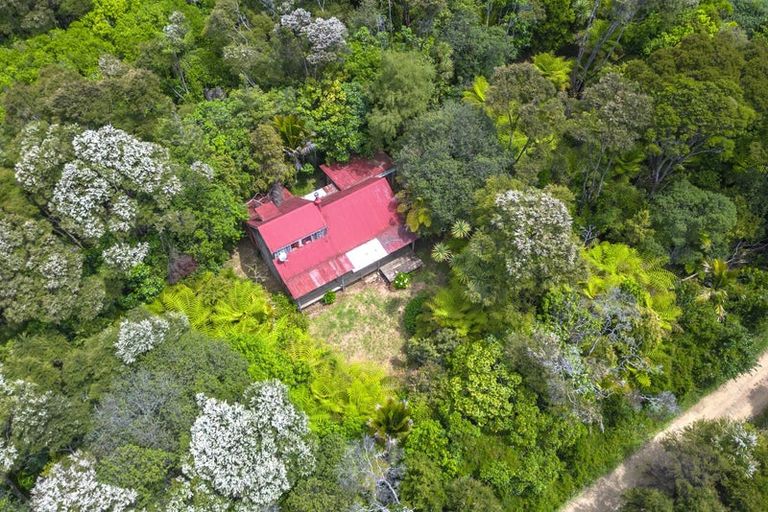 Photo of property in 994 Kennedy Bay Road, Kennedy Bay, Coromandel, 3583