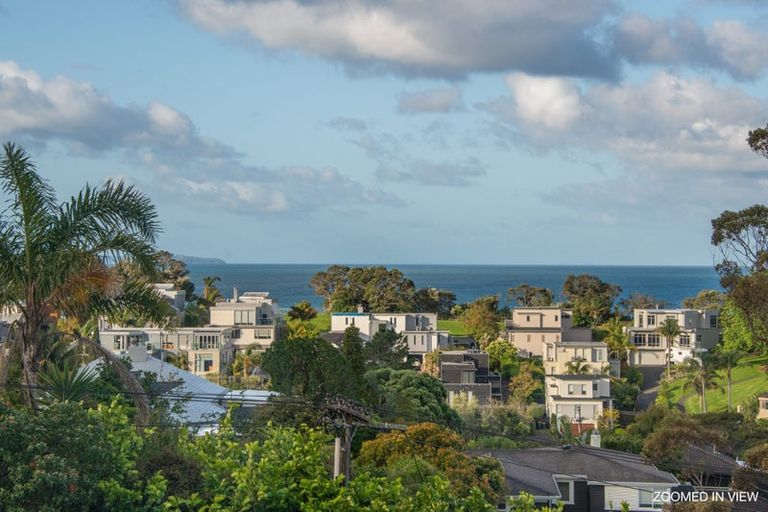 Photo of property in 18a Eastcliffe Road, Castor Bay, Auckland, 0620