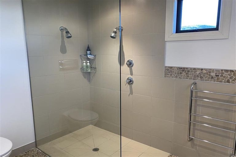 Photo of property in 34 Plantation Road, Wanaka, 9305