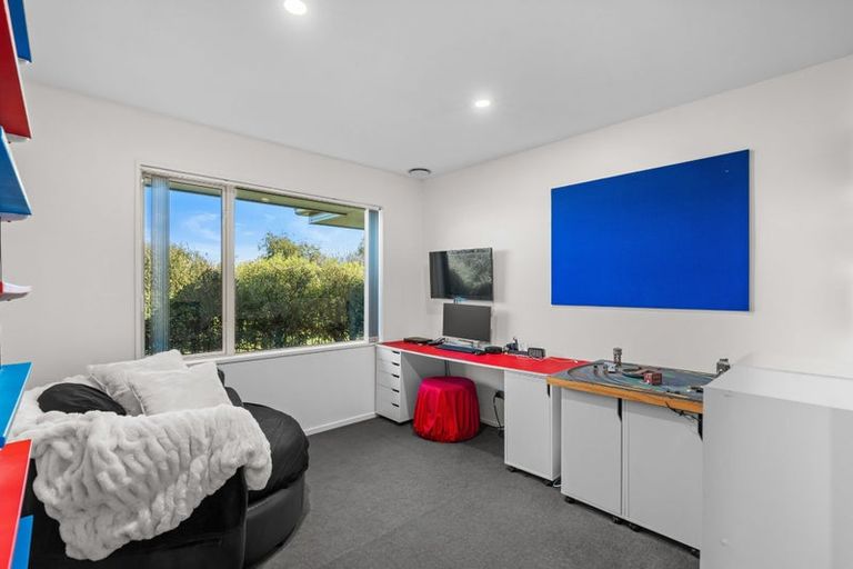 Photo of property in 1 Eliza Place, Aidanfield, Christchurch, 8025