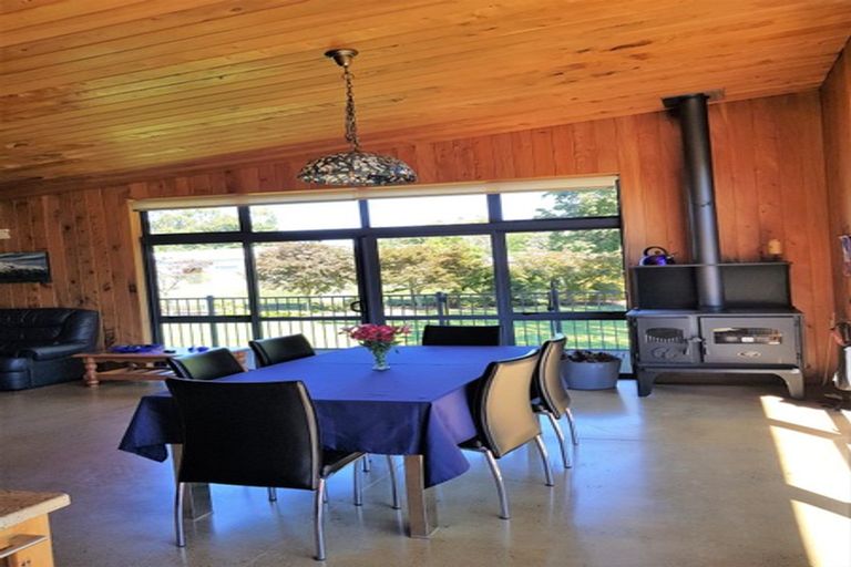 Photo of property in 38 Grammar Street, Kimbolton, 4777