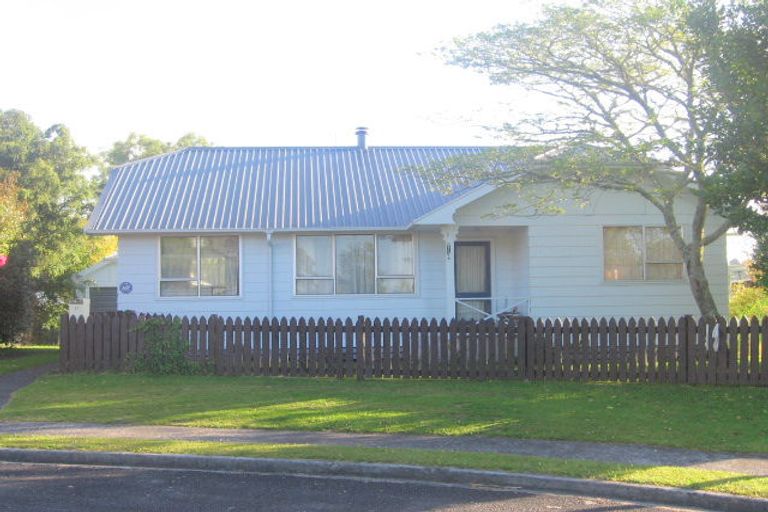 Photo of property in 17 Pei Te Hurinui Drive, Taumarunui, 3920