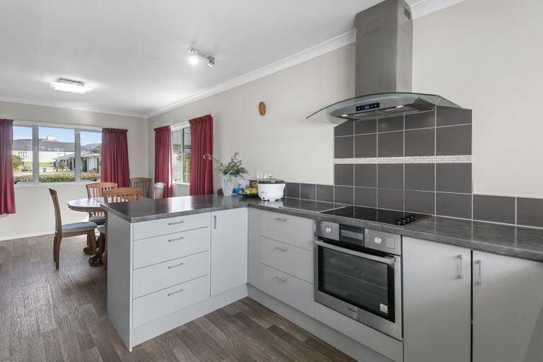 Photo of property in 10 Gleneagles Drive, Aongatete, Katikati, 3178