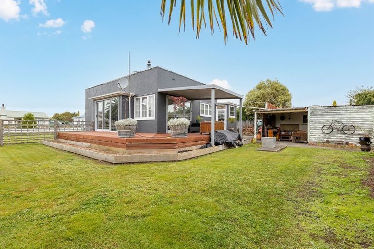 Photo of property in 2 Mcgregor Crescent, Masterton, 5810