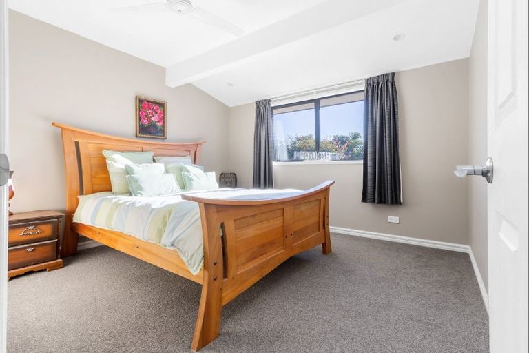 Photo of property in 96 Panorama Drive, Welcome Bay, Tauranga, 3175