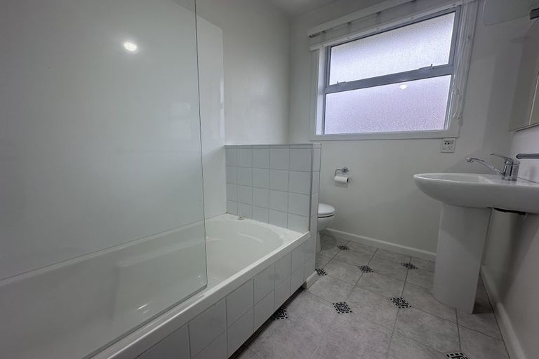 Photo of property in 38 Evesham Crescent, Spreydon, Christchurch, 8024