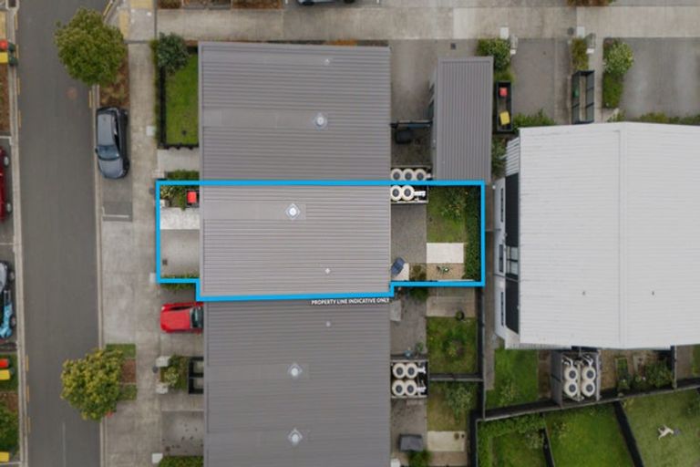 Photo of property in 13 Pukewhero Rise, Westgate, Auckland, 0614