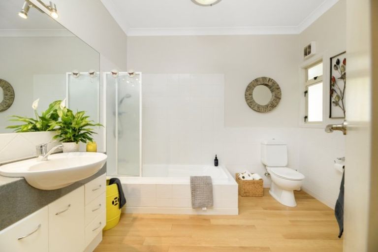 Photo of property in 19 Sherwood Street, Otumoetai, Tauranga, 3110