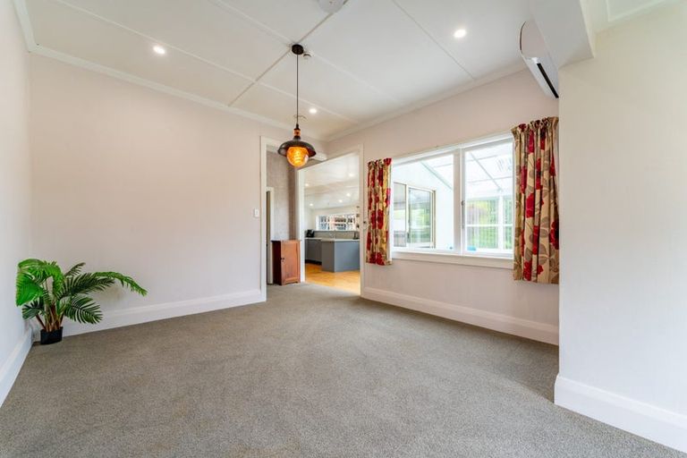 Photo of property in 10 Tarbetness Street, Herbert, Oamaru, 9495