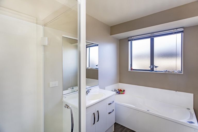 Photo of property in 60 Essex Street, Weston, Oamaru, 9401