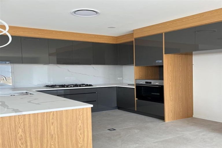 Photo of property in 43b Hermitage Street, Flat Bush, Auckland, 2019