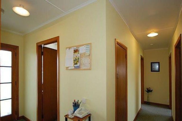 Photo of property in 20 Elliot Street, Inglewood, 4330
