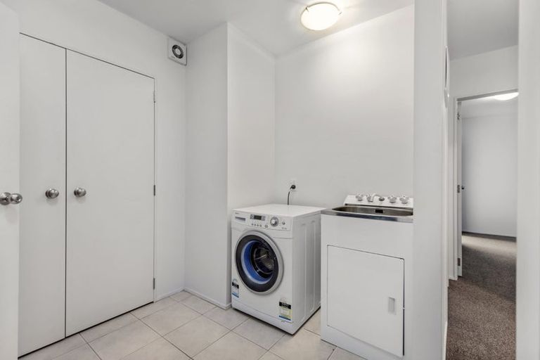 Photo of property in 40c Miro Street, Mount Maunganui, 3116