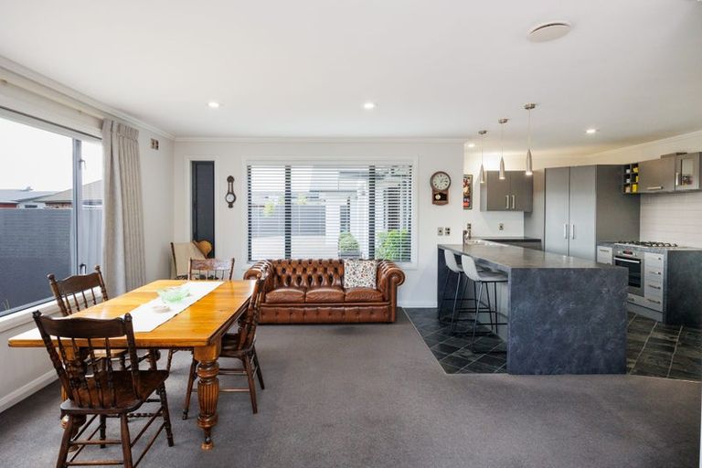 Photo of property in 11 Majestic Way, Kelvin Grove, Palmerston North, 4414
