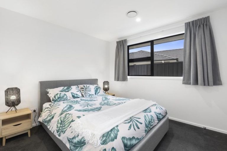 Photo of property in 25 Buddle Road, Wallaceville, Upper Hutt, 5018