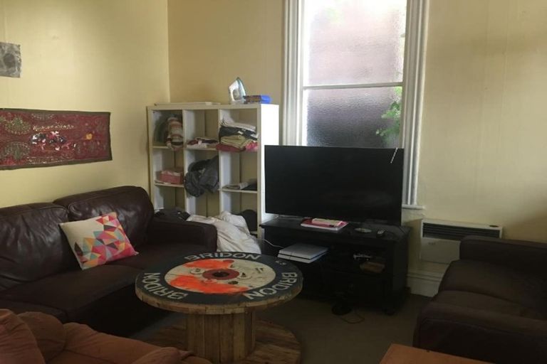 Photo of property in 254 Adelaide Road, Newtown, Wellington, 6021