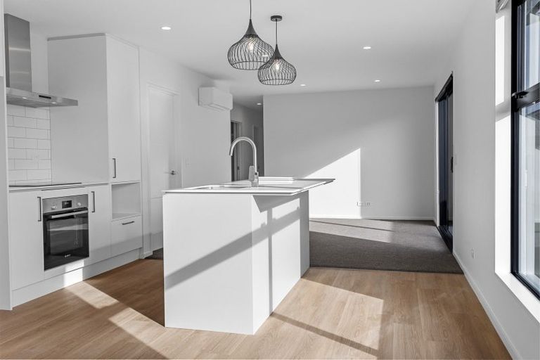 Photo of property in 11 Oakvale Lane, Halswell, Christchurch, 8025