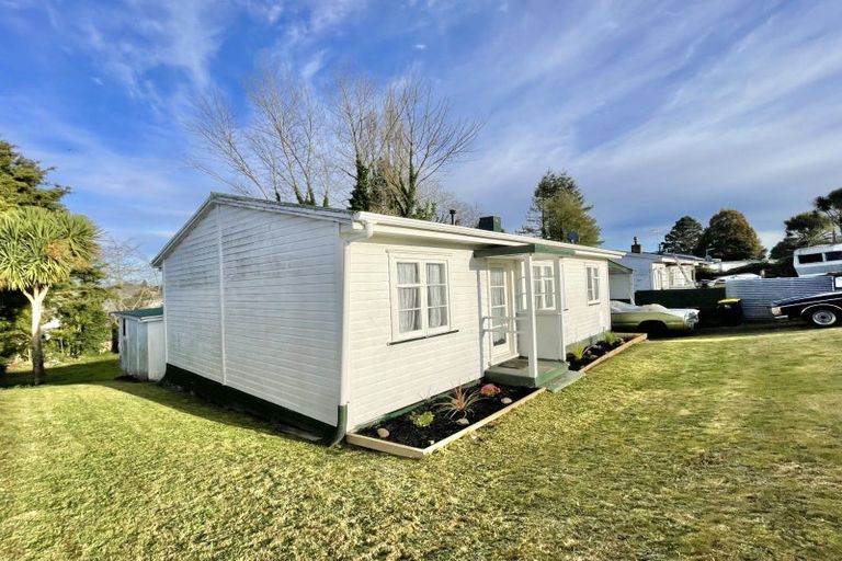 Photo of property in 22 Esk Crescent, Tokoroa, 3420