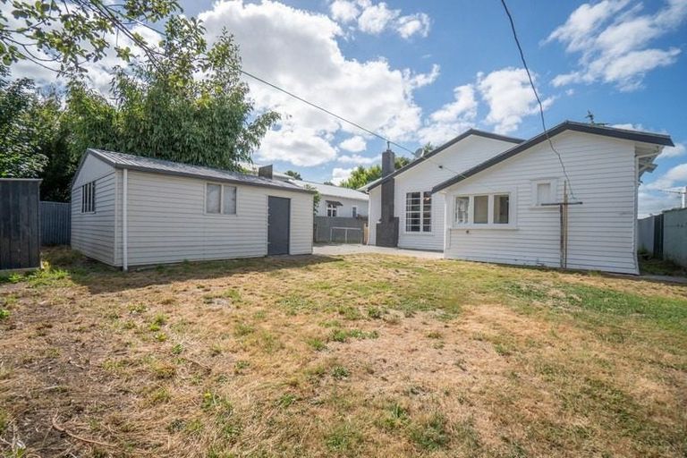 Photo of property in 18 Matipo Street, Takaro, Palmerston North, 4410