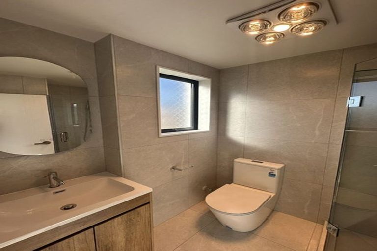 Photo of property in 12 Tukauri Place, Papakura, 2110