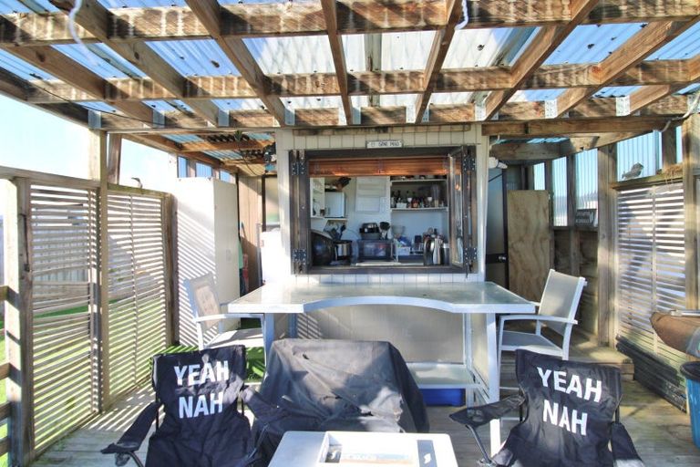 Photo of property in 102 Ngaio Drive, Matarangi, Whitianga, 3592