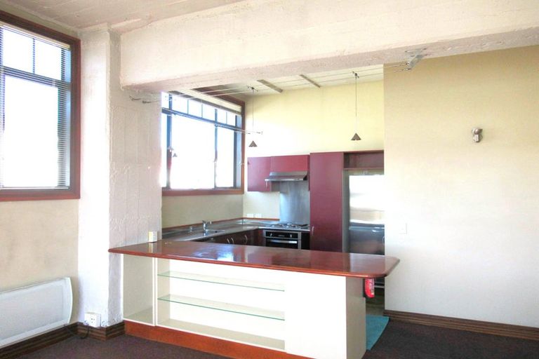 Photo of property in Pirie Street Townhouses, 28/35 Pirie Street, Mount Victoria, Wellington, 6011