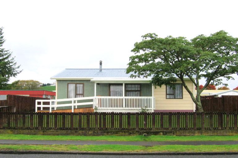 Photo of property in 13 Lanark Street, Tokoroa, 3420
