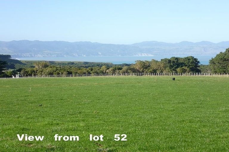 Photo of property in 52 Western Lake Road, Western Lake, Featherston, 5773