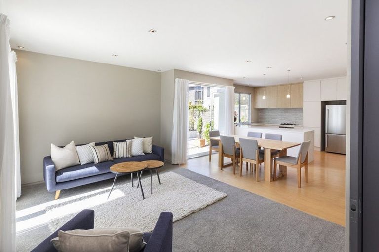 Photo of property in 59 Murray Place, St Albans, Christchurch, 8014