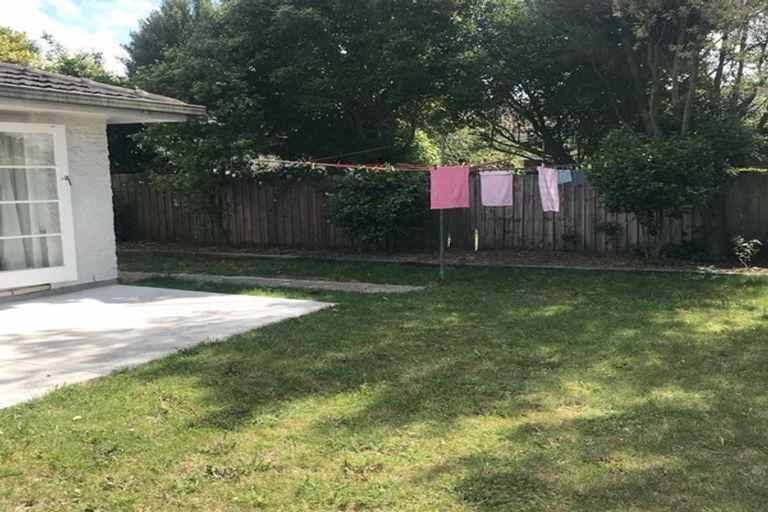 Photo of property in 2/118 Blighs Road, Strowan, Christchurch, 8052