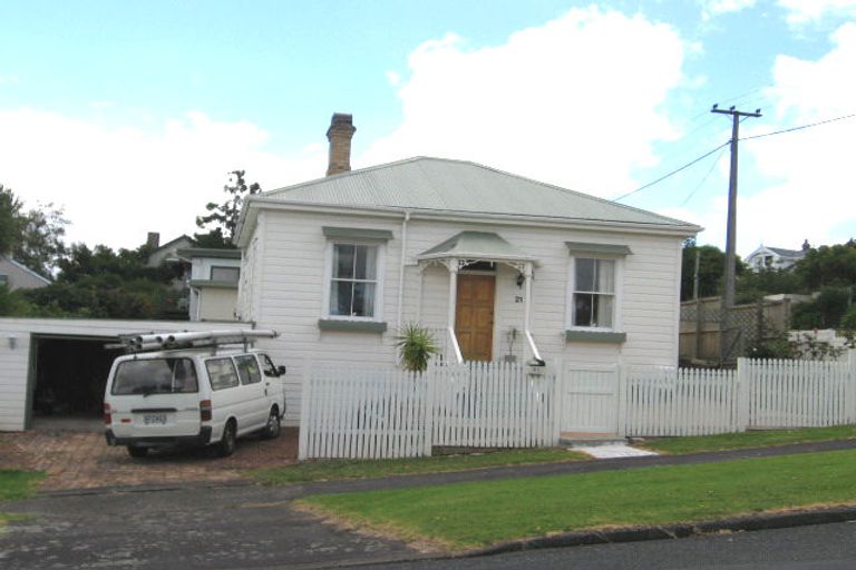 Photo of property in 1/46 Palmerston Road, Birkenhead, Auckland, 0626