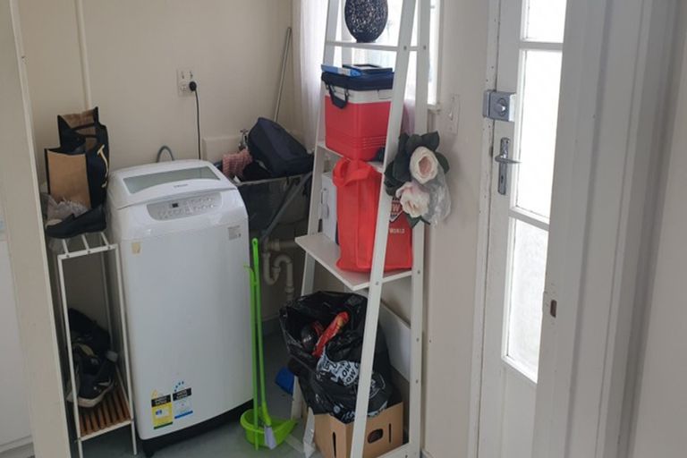 Photo of property in 70 Chichester Drive, Rosehill, Papakura, 2113