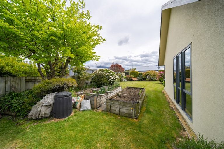 Photo of property in 2 Campbell Court, Te Anau, 9600
