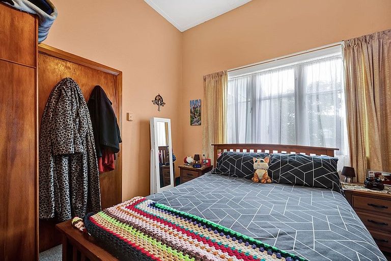 Photo of property in 35 Victoria Street, Patea, 4520