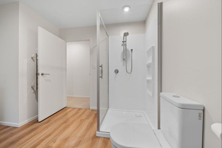 Photo of property in 16 Atutahi Street, Hurdon, New Plymouth, 4310